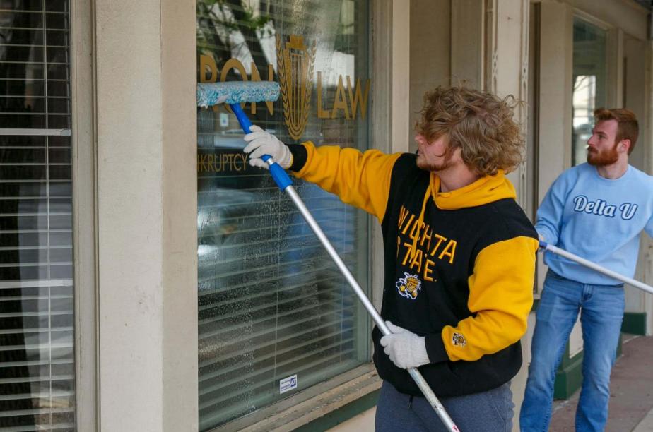 Downtown Clean-up